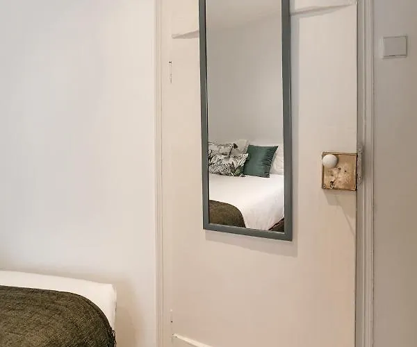 Metamorphosis 나자레